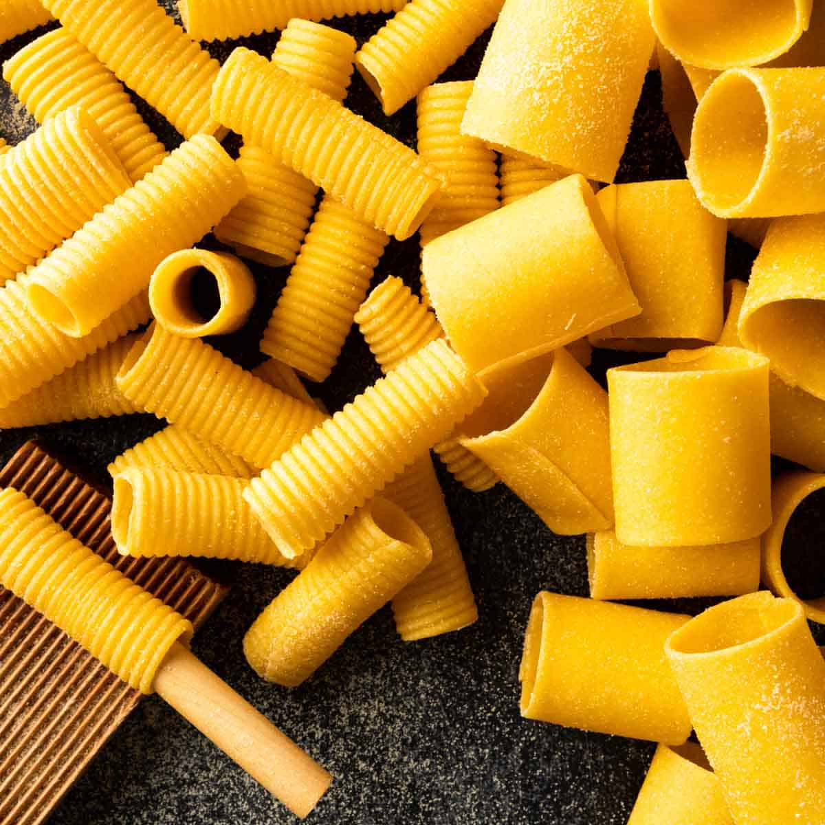 https://thesageapron.com/wp-content/uploads/2022/06/Paccheri-and-Rigatoni-47.jpg