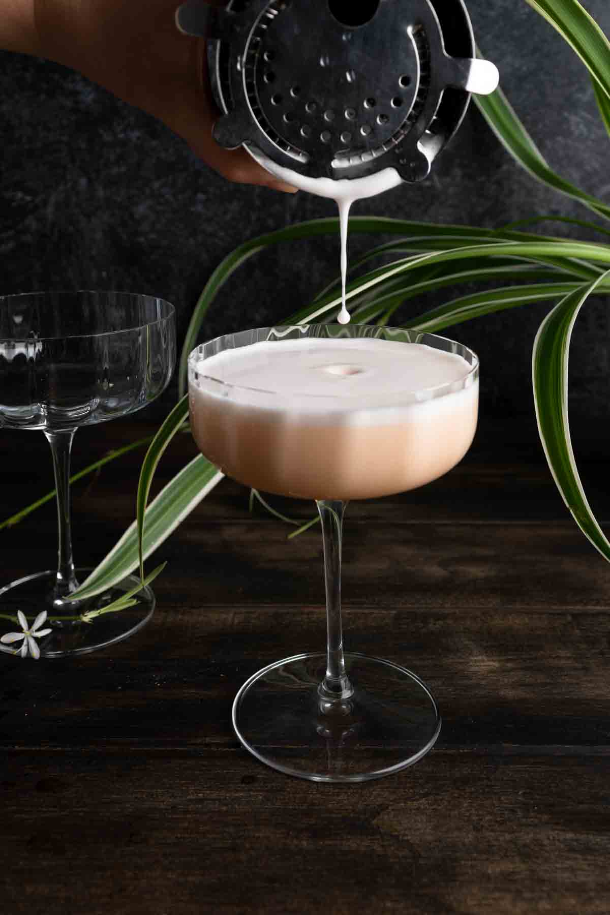 Egg-Porto Flip Cocktail, Creamy and sweet Porto-based cocktail